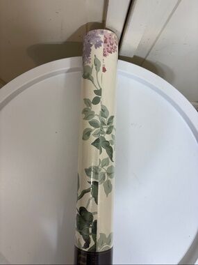 NWT Vintage Sanderson Multicolor Floral Washable Wallpaper Roll